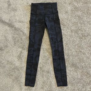 Lululemon fast and free high rise tight 25" size 2